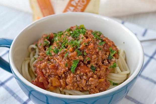 Vegetarische Bolognese Sauce mit Spaghetti