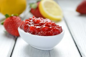 Erdbeer-Zitronen-Konfitüre