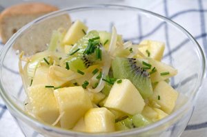 Sprossen-Apfel-Kiwi-Salat