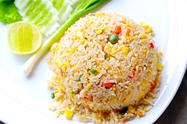 Reis kann schonend mit Dampfgarkörbchen ähnlich dem Couscous über kochendem Wasser gedämpft werden