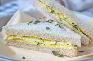 Sandwich mit Eiercreme