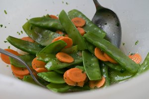 Basilikum-Kefen-Salat