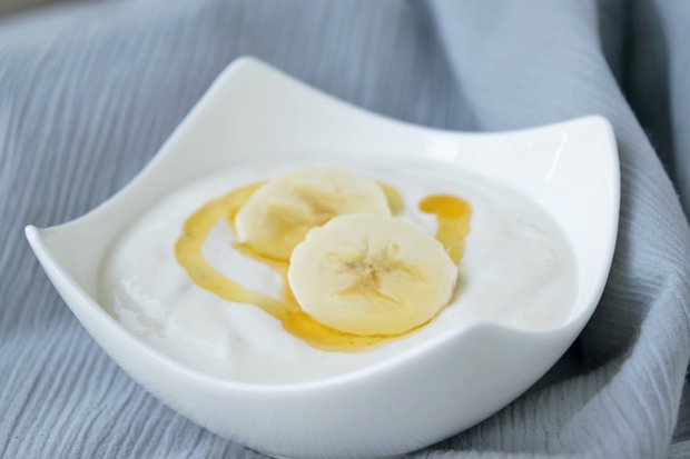 Joghurt Schokoladencreme Auf Banane — Rezepte Suchen