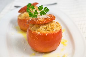 Gefüllte-Vegetarische-Tomaten
