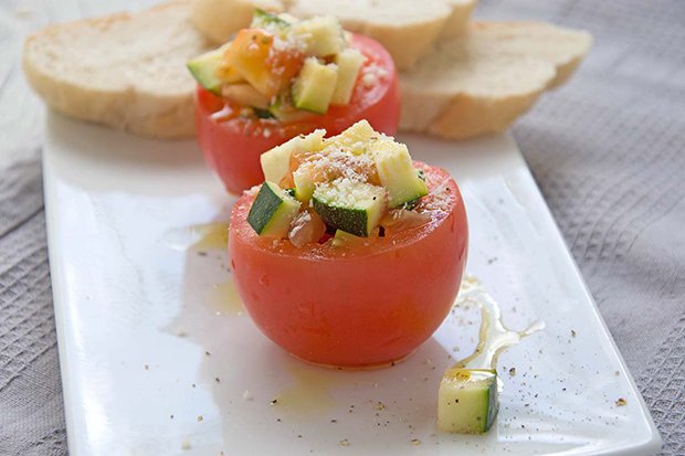 Gefüllte Tomaten-Vorspeise
