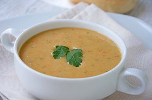 Rüeblicreme-Curry-Suppe