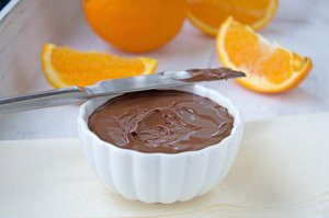 Orangen-Schokoladen-Aufstrich