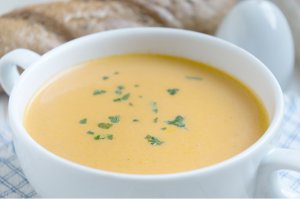 Orangen-Curry-Suppe