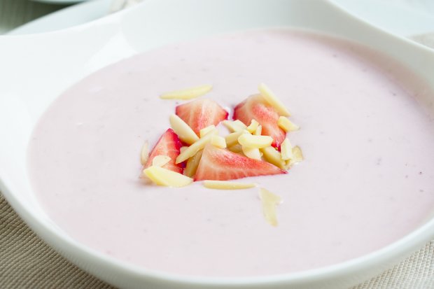 Erdbeermousse mit Joghurt