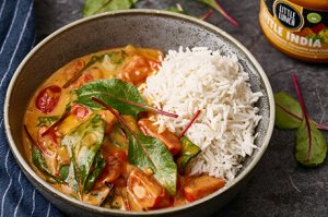 Curry mit Mangold und Tomaten