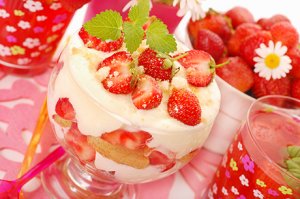 Fruchtiges Erdbeer-Tiramisu