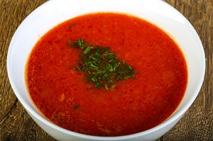 Tomaten-Bouillon klar