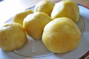 Einfache Kartoffelknödel