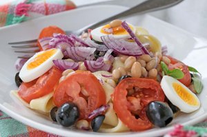 Pappardelle-Bohnensalat