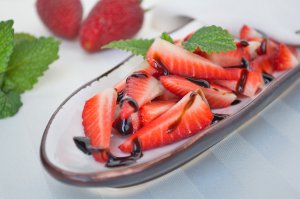 Balsamico-Erdbeeren