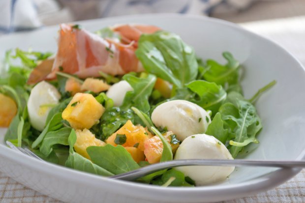 Rucola-Mozzarella Salat