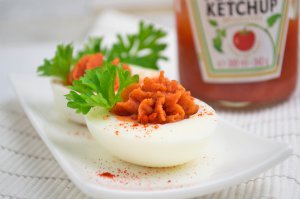 Ketchup-Eier