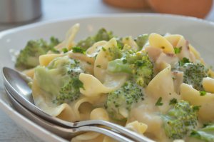 Schinken-Broccoli-Nudeln