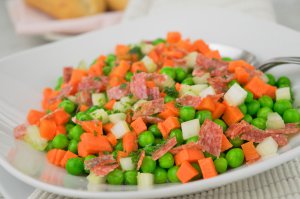 Salat mit Erbsen