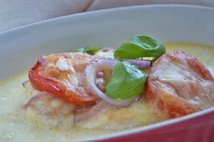 Überbackene Tomaten-Mozzarella-Trutenschnitzel