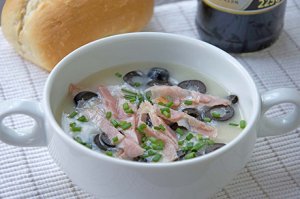 Oliven-Kartoffelcreme-Suppe