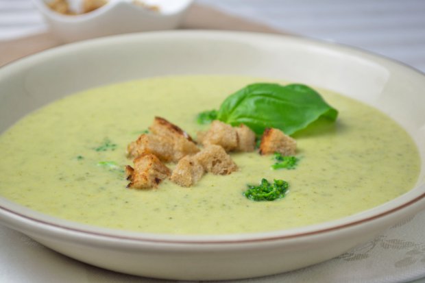 Cremesuppe mit Broccoli - GuteKueche.ch