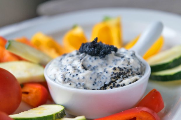 Gemüse mit Quarkcreme und Kaviar
